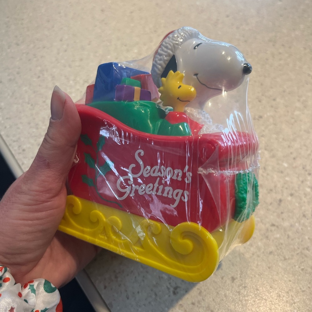 Peanuts Snoopy and Woodstock Holiday Sleigh - Red and Yellow